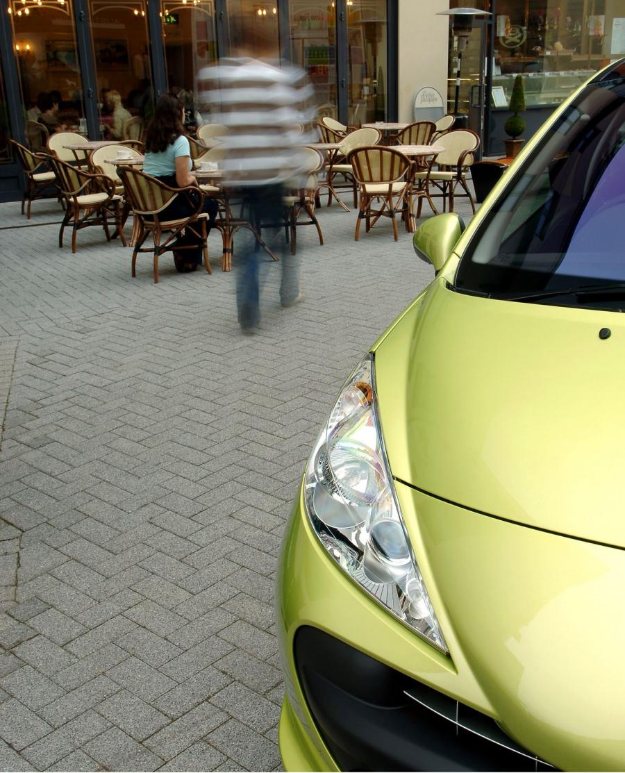  Peugeot 207 2006 года  (фото 37 из 180)